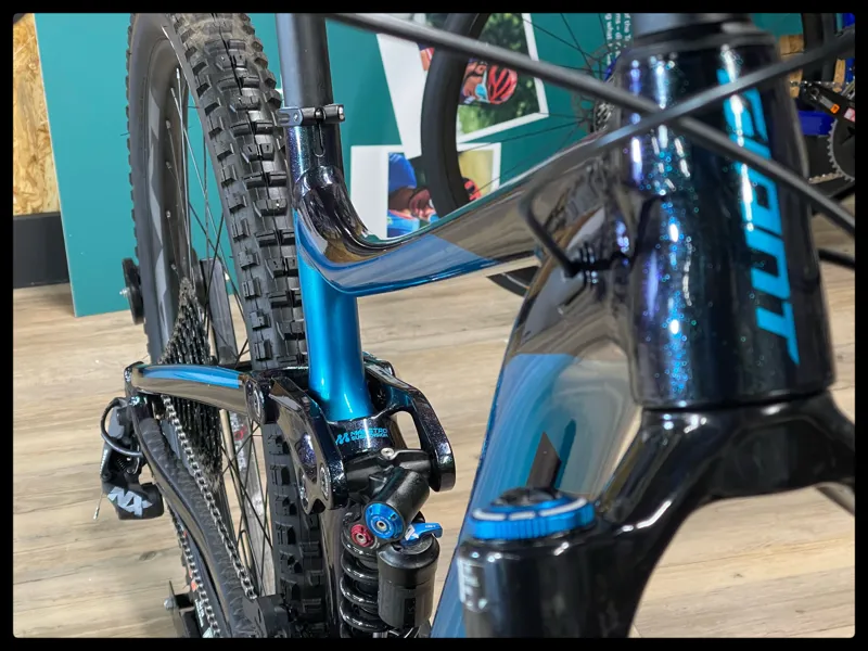 Reign 29 SX Medium Starry Night 2022-3